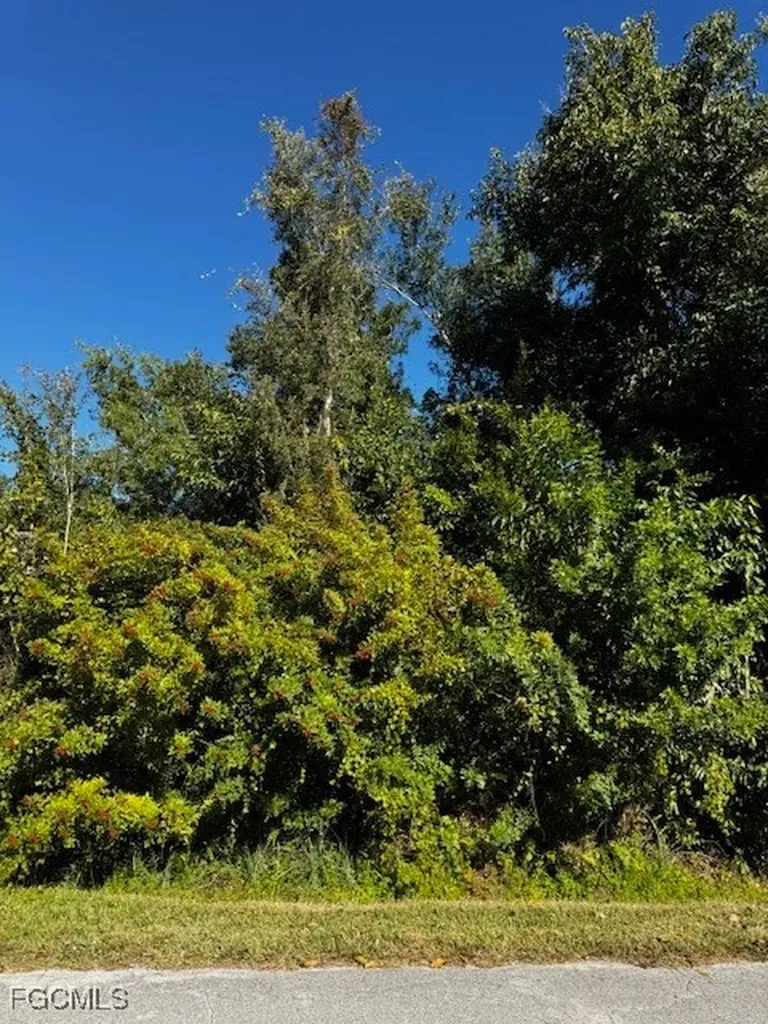 5546 Henley Street Bokeelia FL 33922