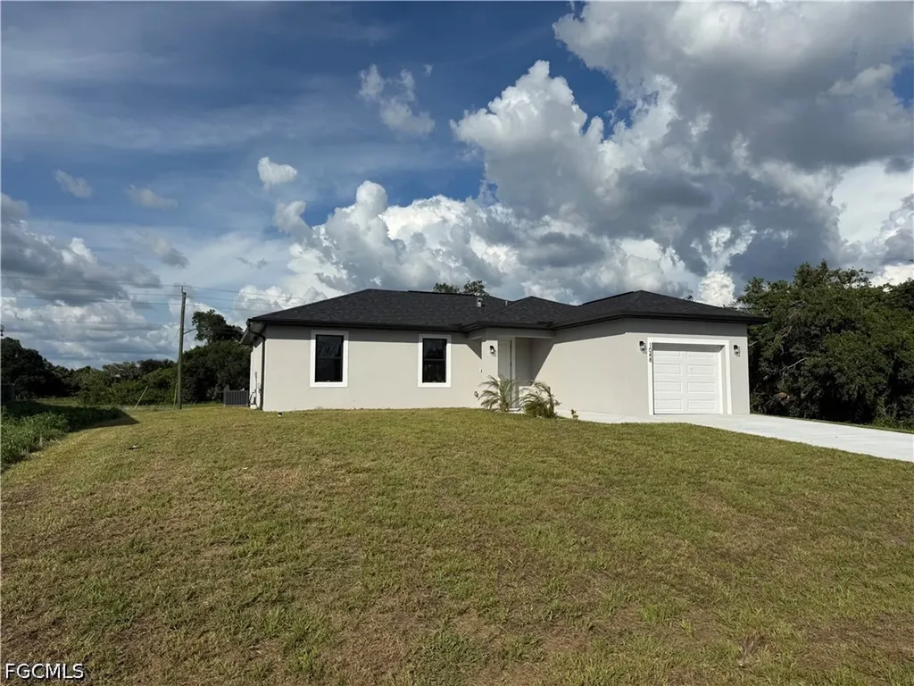 1048 Jay Court Labelle FL 33935