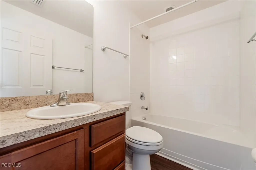 1908 SW 12th Terrace Cape Coral FL 33991