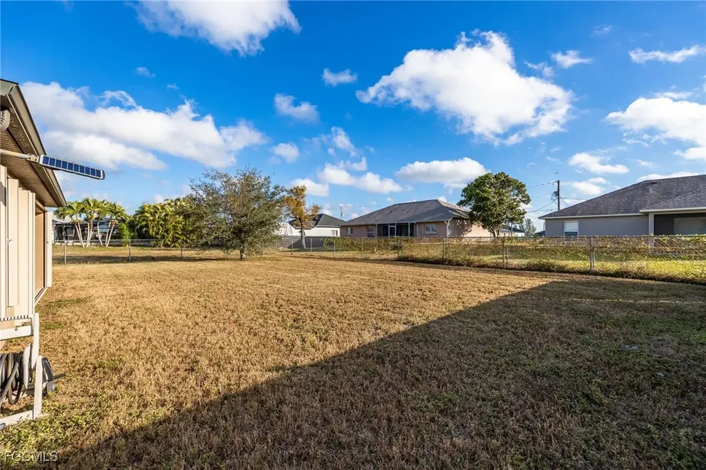 1908 SW 12th Terrace Cape Coral FL 33991