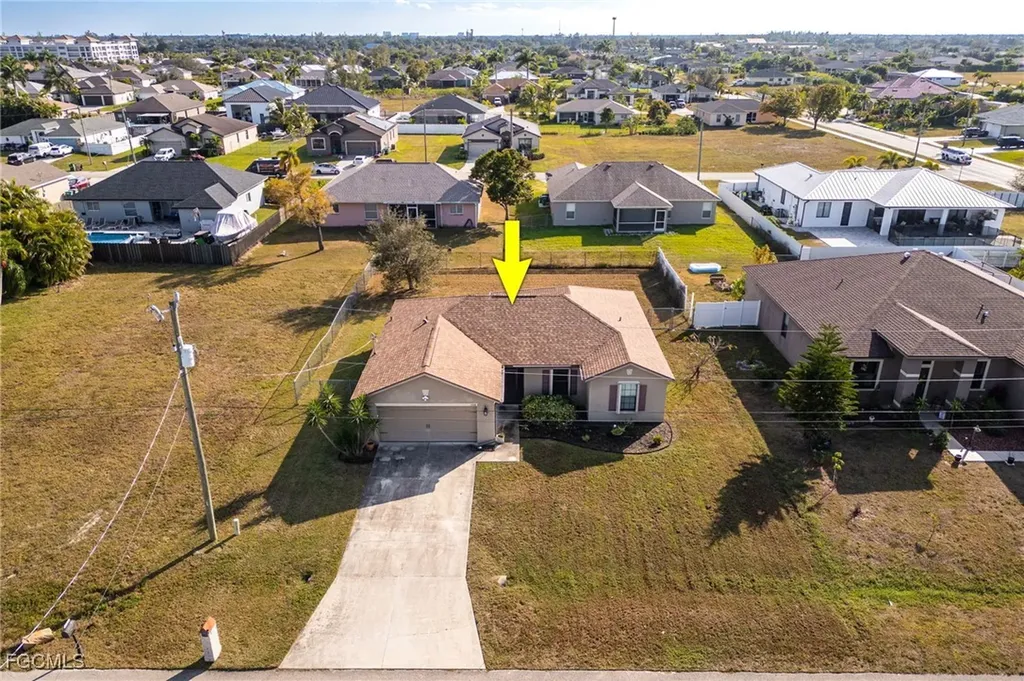 1908 SW 12th Terrace Cape Coral FL 33991