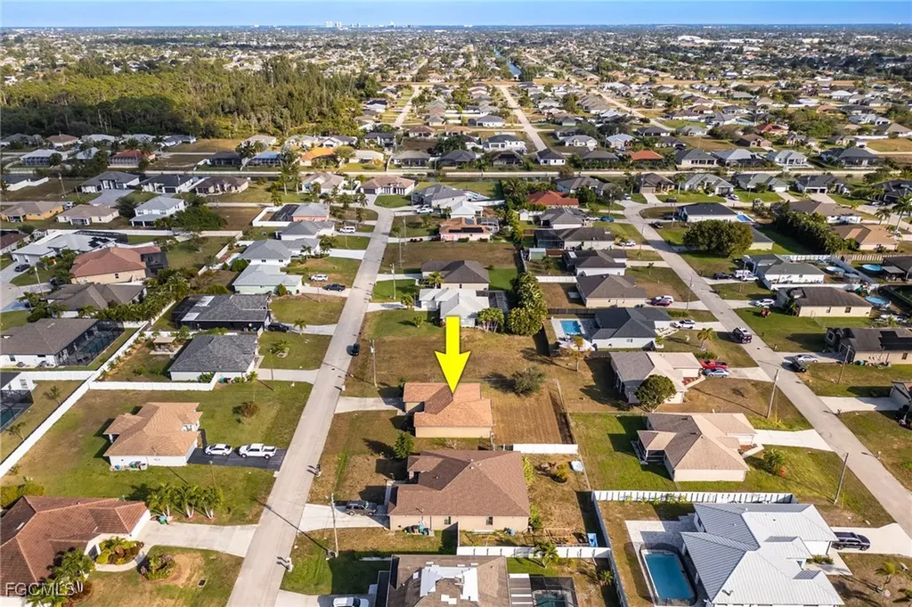 1908 SW 12th Terrace Cape Coral FL 33991