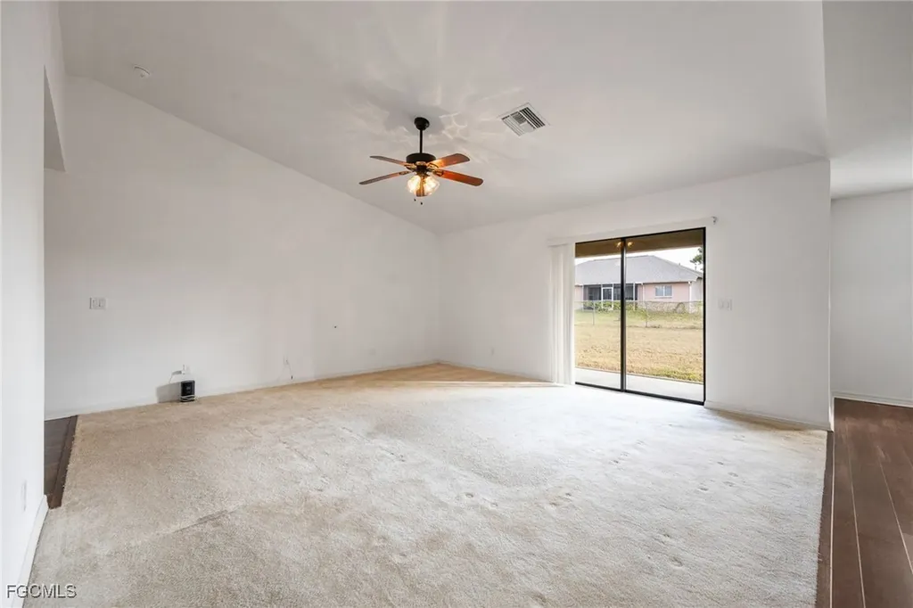 1908 SW 12th Terrace Cape Coral FL 33991