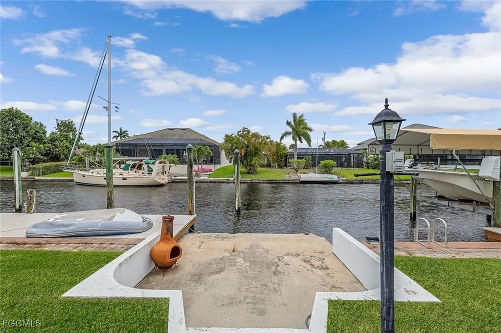 5114 SW 3rd Avenue Cape Coral FL 33914