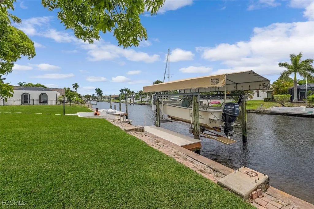5114 SW 3rd Avenue Cape Coral FL 33914