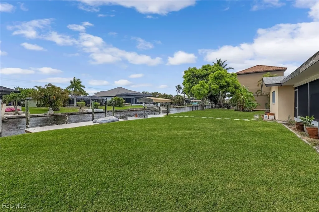 5114 SW 3rd Avenue Cape Coral FL 33914