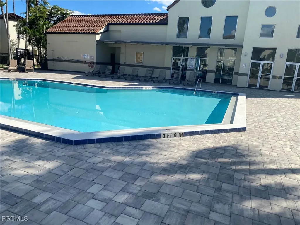 3421 Winkler Avenue Fort Myers FL 33916