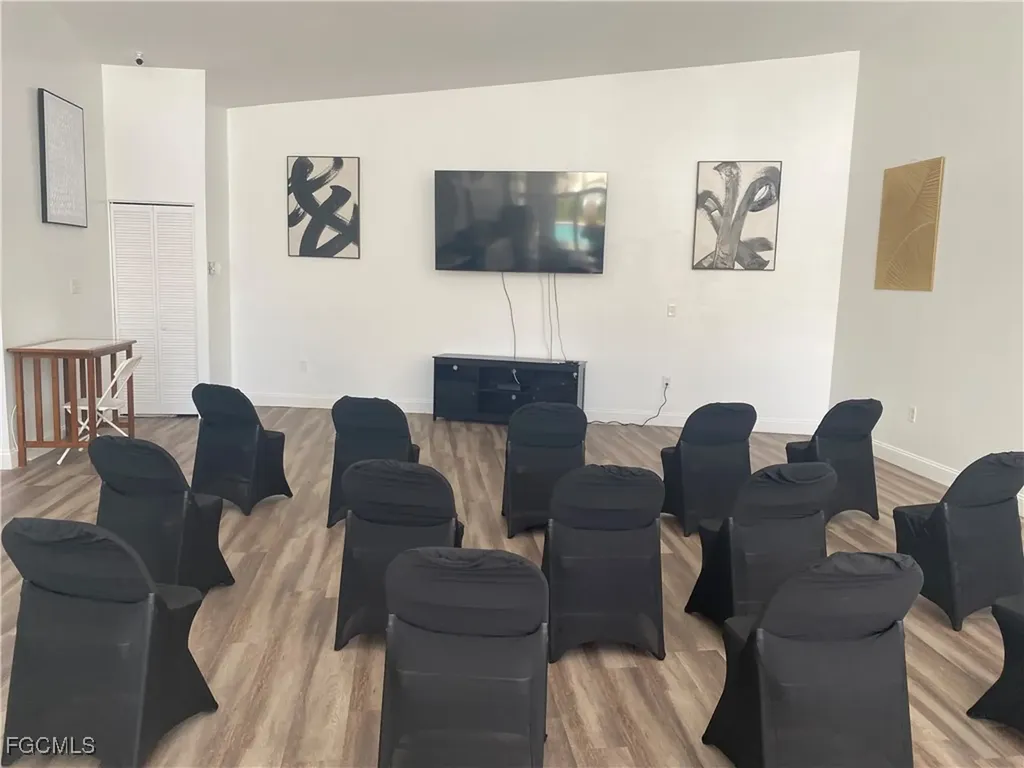 3421 Winkler Avenue Fort Myers FL 33916