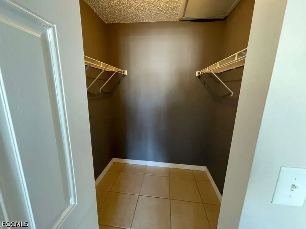 3421 Winkler Avenue Fort Myers FL 33916