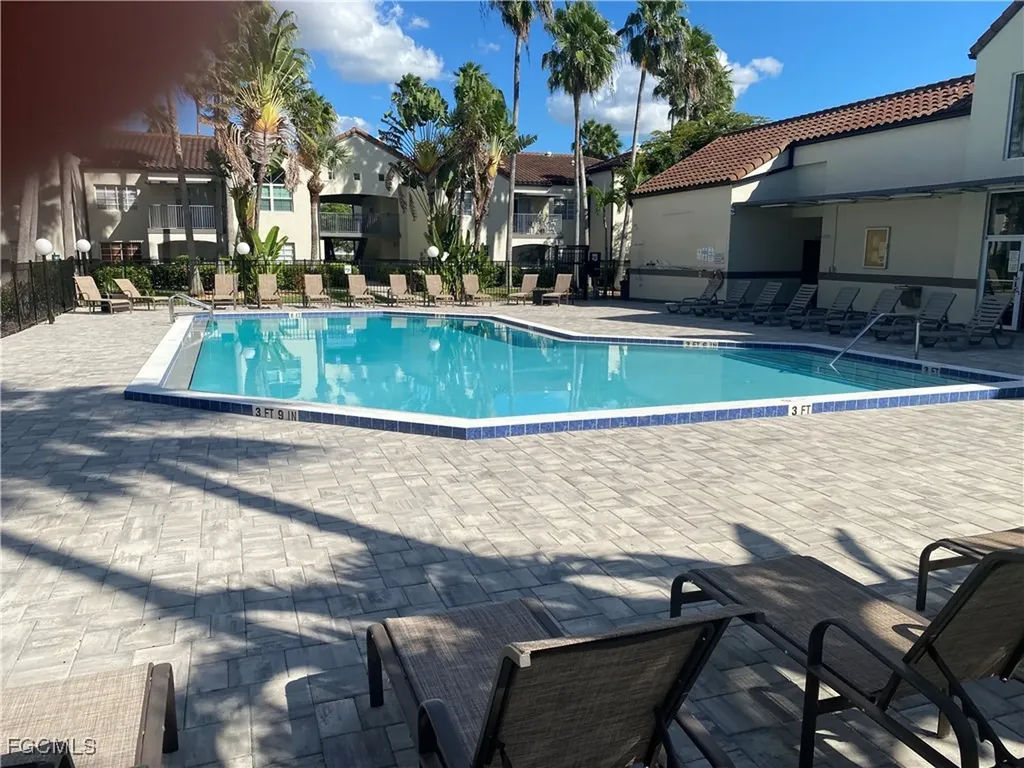 3421 Winkler Avenue Fort Myers FL 33916