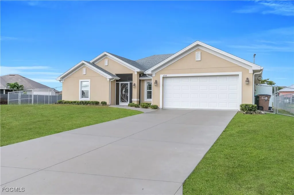 4344 NE 9th Court Cape Coral FL 33909