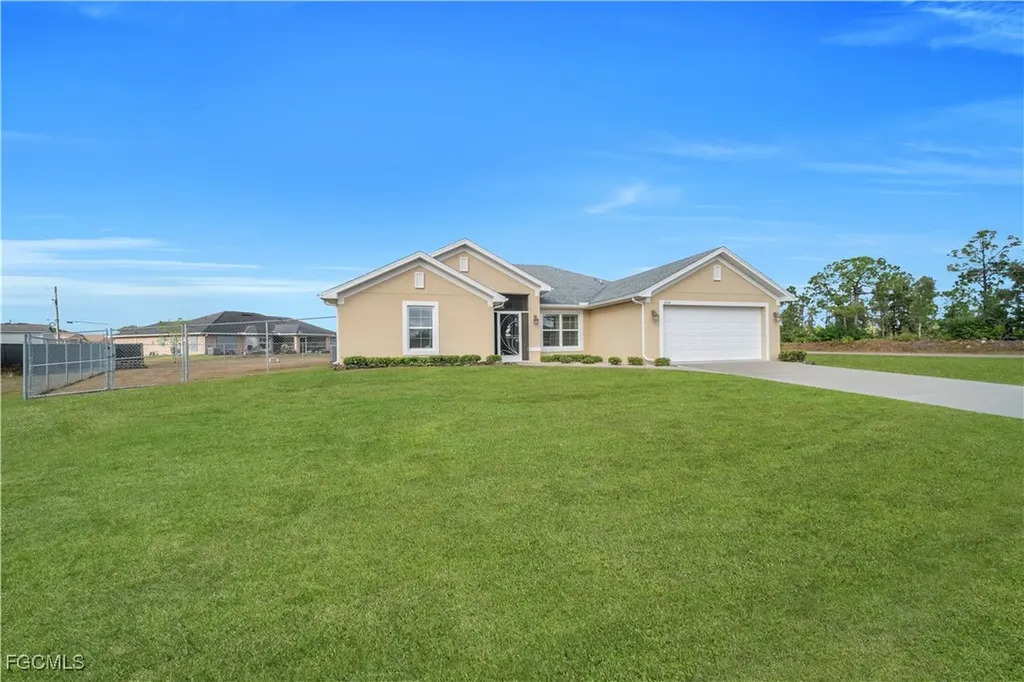 4344 NE 9th Court Cape Coral FL 33909