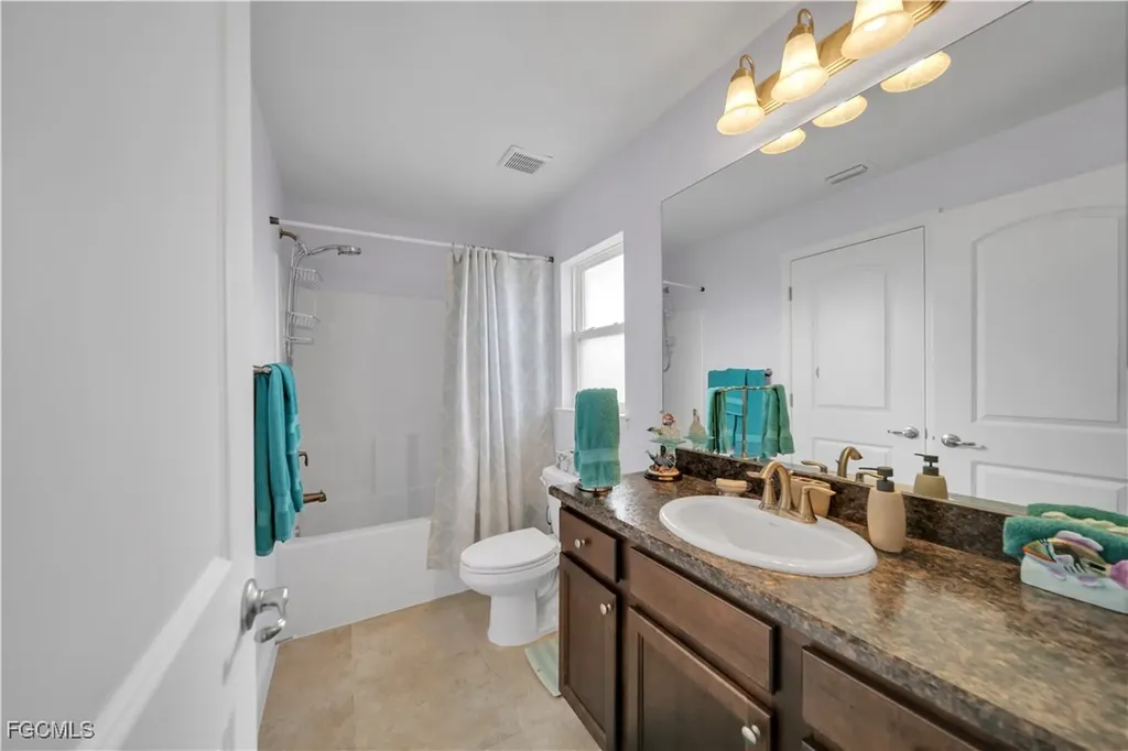 4344 NE 9th Court Cape Coral FL 33909