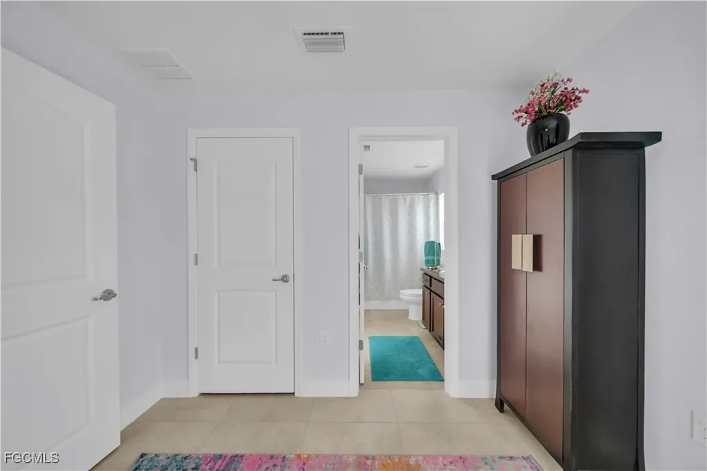 4344 NE 9th Court Cape Coral FL 33909