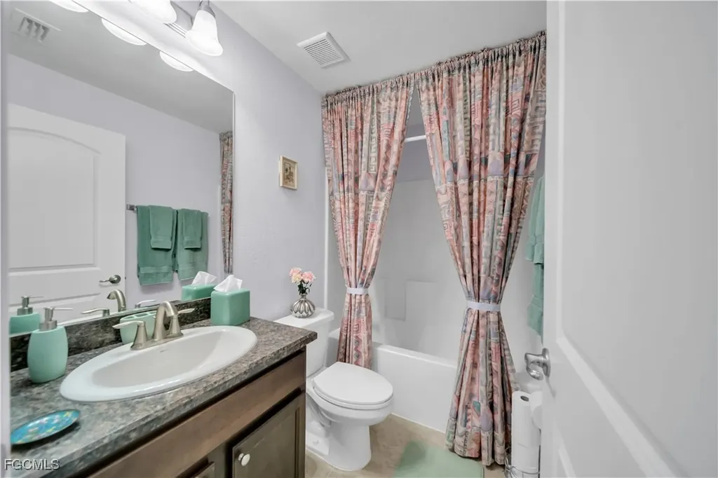 4344 NE 9th Court Cape Coral FL 33909