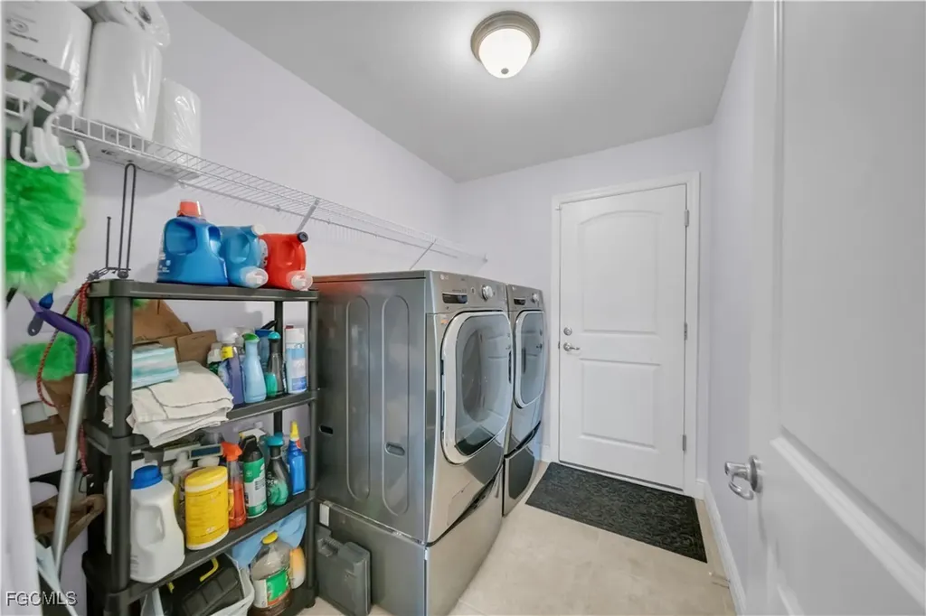 4344 NE 9th Court Cape Coral FL 33909