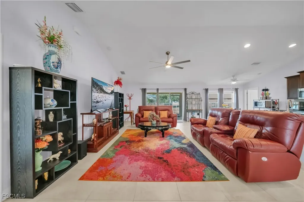 4344 NE 9th Court Cape Coral FL 33909