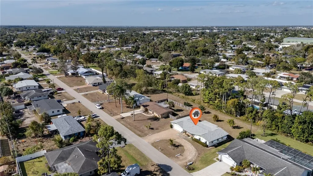 2367 Dover Avenue Fort Myers FL 33907