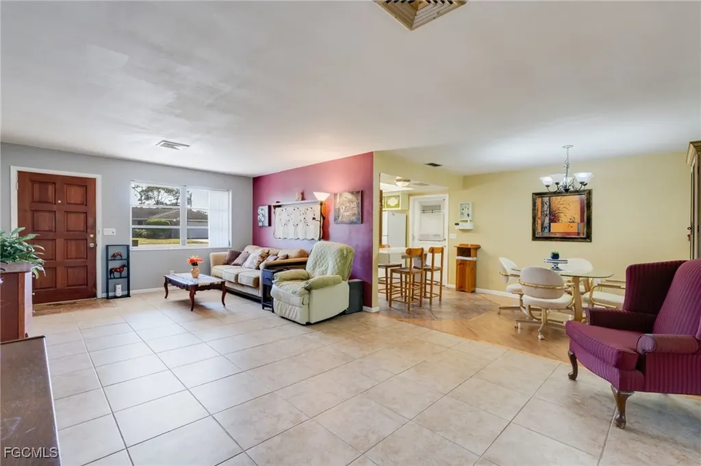 2367 Dover Avenue Fort Myers FL 33907