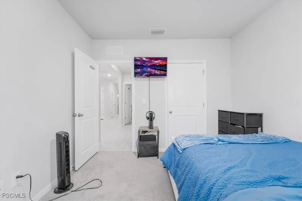 1216 NW 21st Place Cape Coral FL 33993