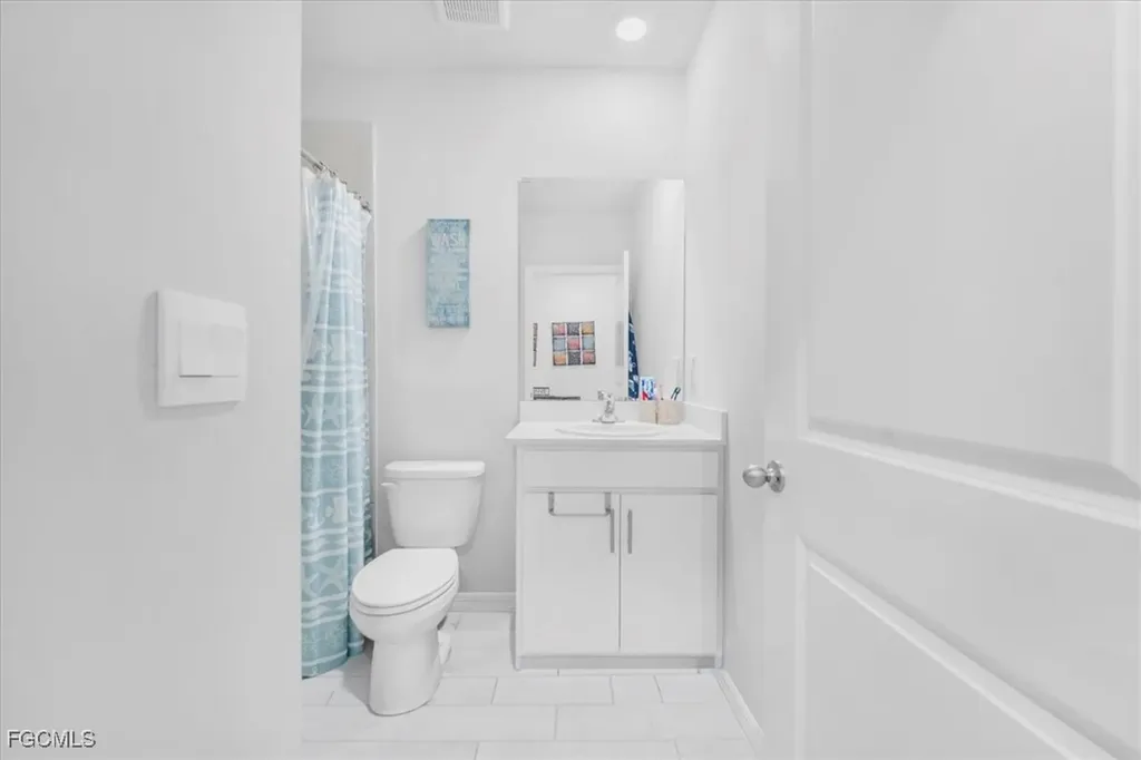 1216 NW 21st Place Cape Coral FL 33993