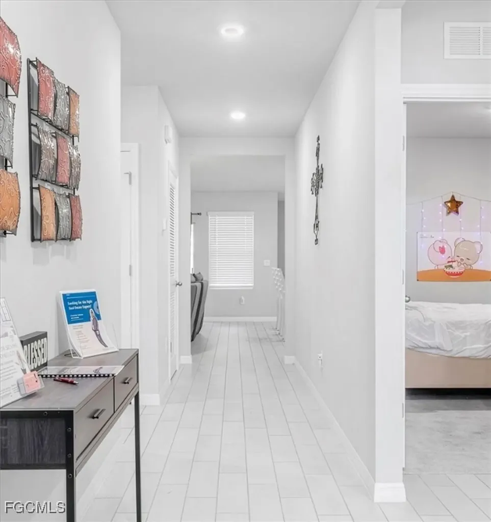 1216 NW 21st Place Cape Coral FL 33993