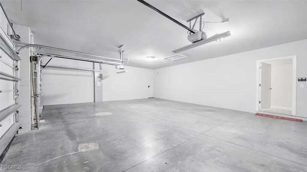 1216 NW 21st Place Cape Coral FL 33993