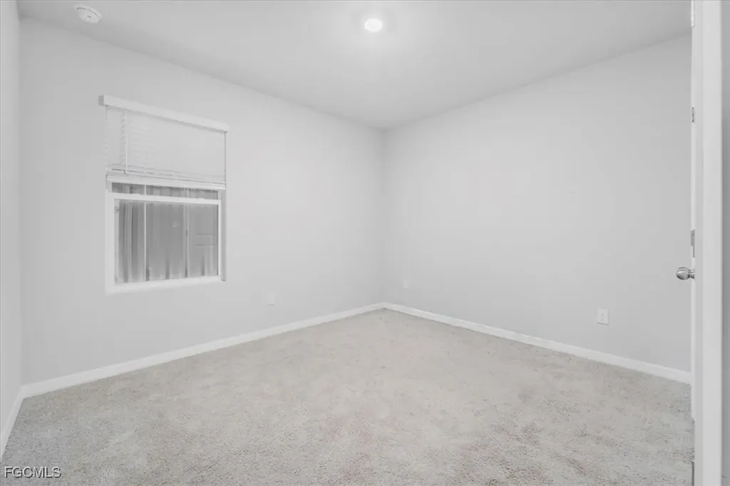 1216 NW 21st Place Cape Coral FL 33993