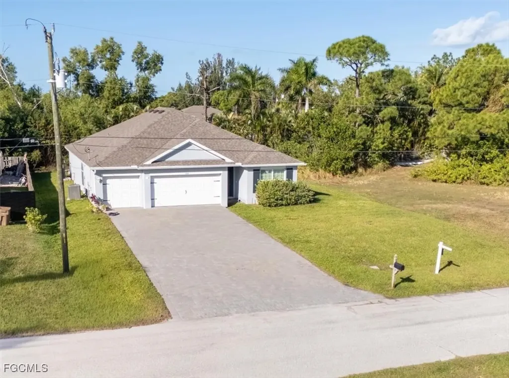1216 NW 21st Place Cape Coral FL 33993