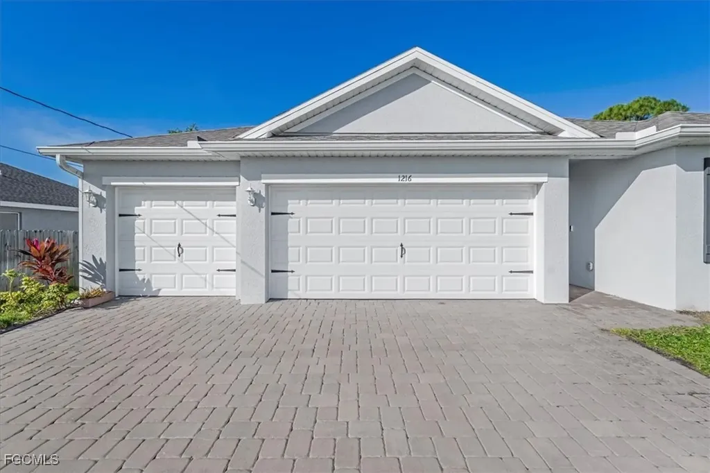 1216 NW 21st Place Cape Coral FL 33993