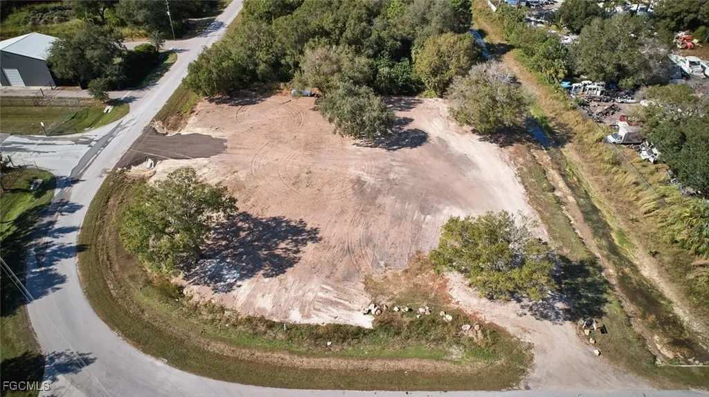 400 S Industrial Loop Labelle FL 33935