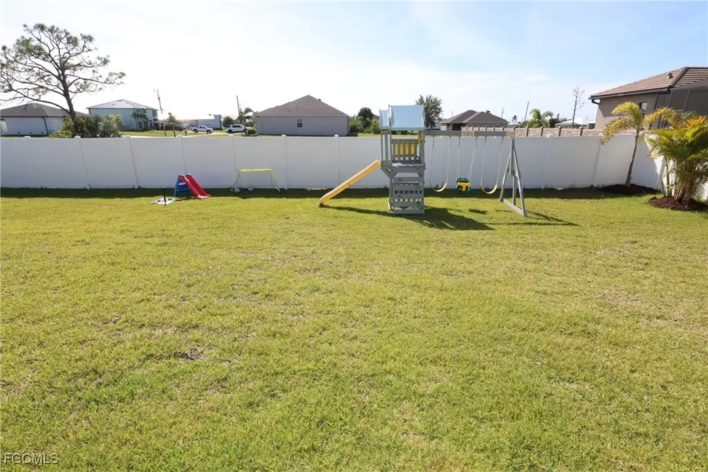2320 NW 36th Place Cape Coral FL 33993