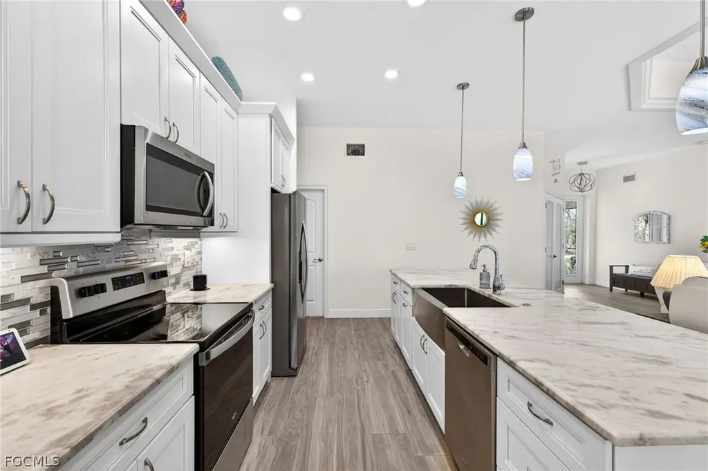 2320 NW 36th Place Cape Coral FL 33993