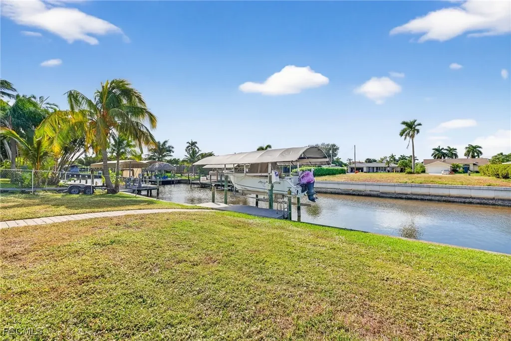 5228 Tower Drive Cape Coral FL 33904