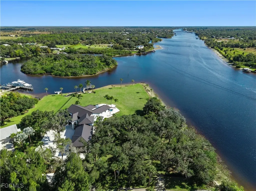 18090 N Olga Drive Alva FL 33920