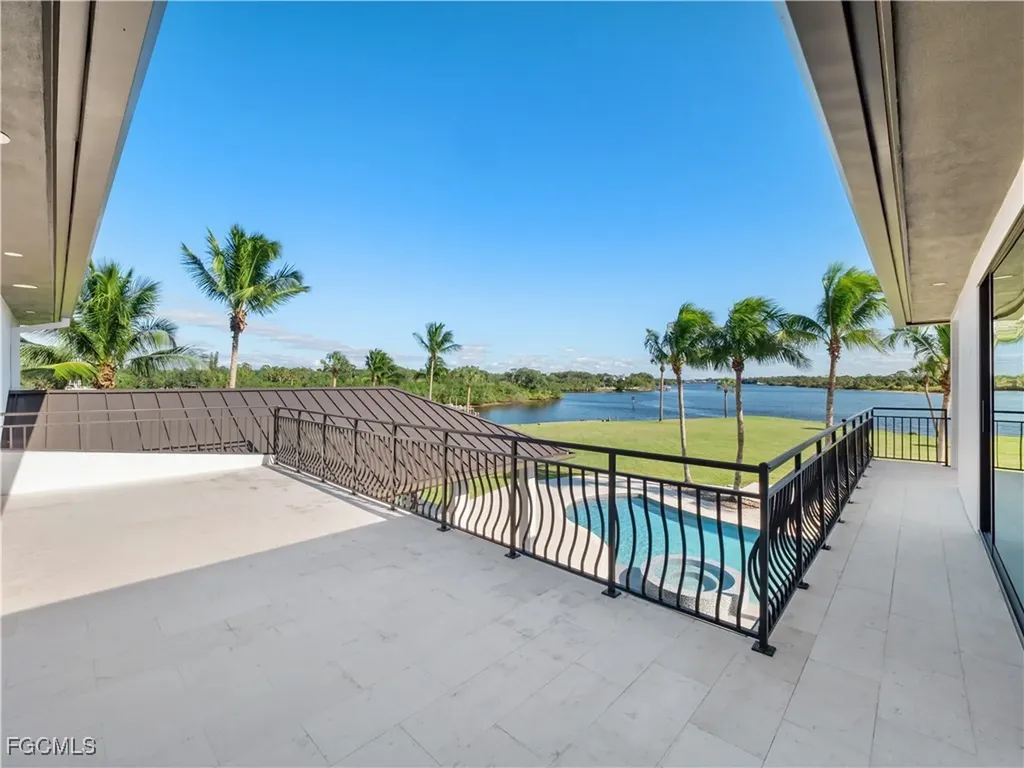 18090 N Olga Drive Alva FL 33920