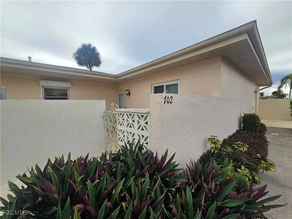 702 Joel Boulevard Lehigh Acres FL 33936
