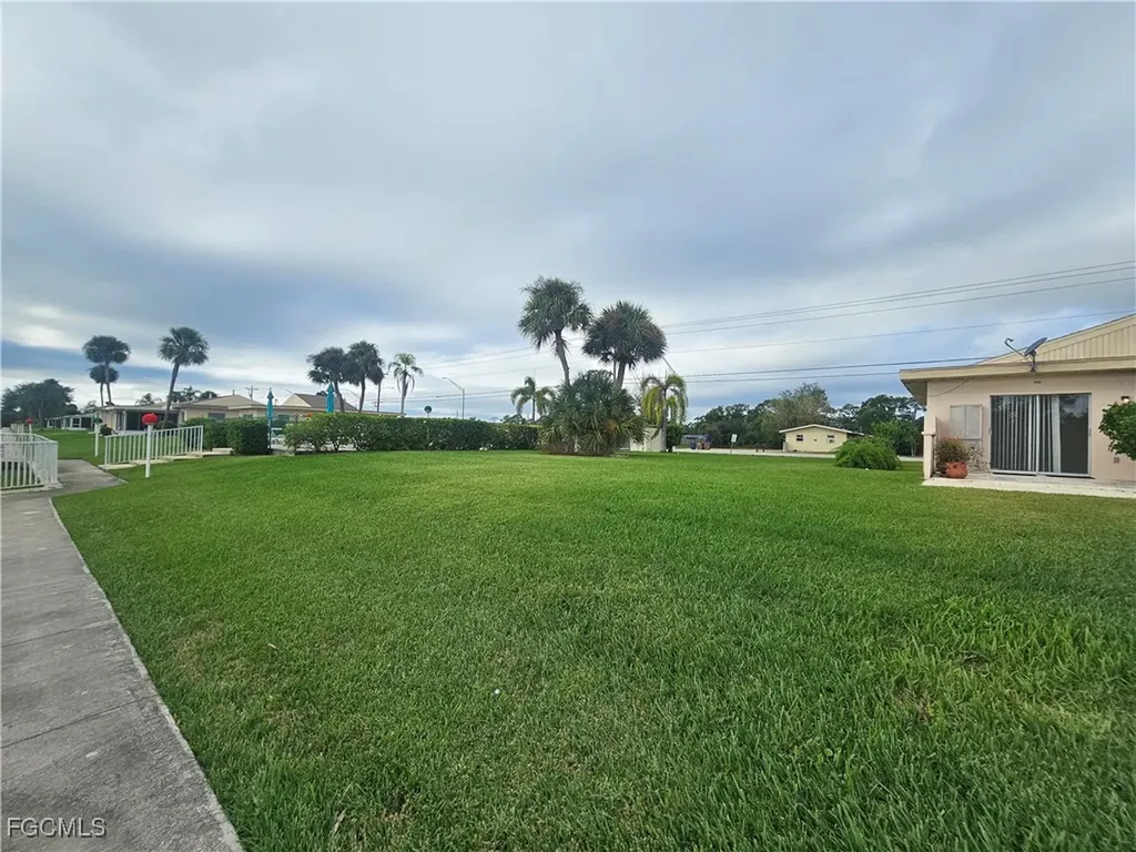 702 Joel Boulevard Lehigh Acres FL 33936