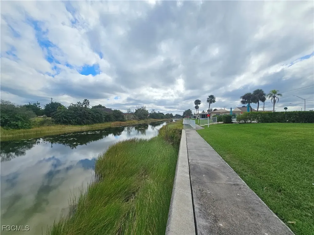 702 Joel Boulevard Lehigh Acres FL 33936