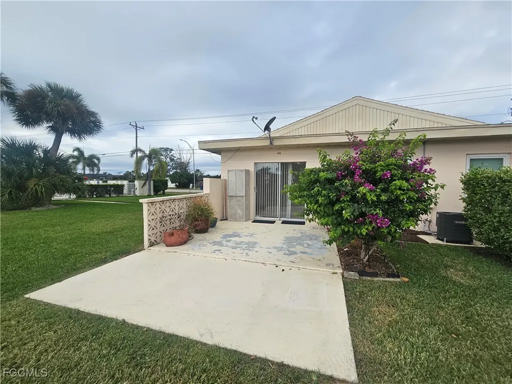 702 Joel Boulevard Lehigh Acres FL 33936