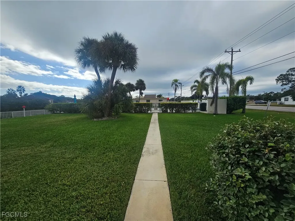 702 Joel Boulevard Lehigh Acres FL 33936