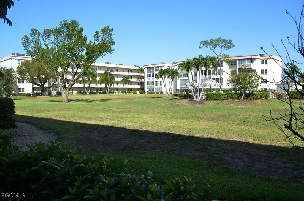 1624 Pine Valley Drive Fort Myers FL 33907