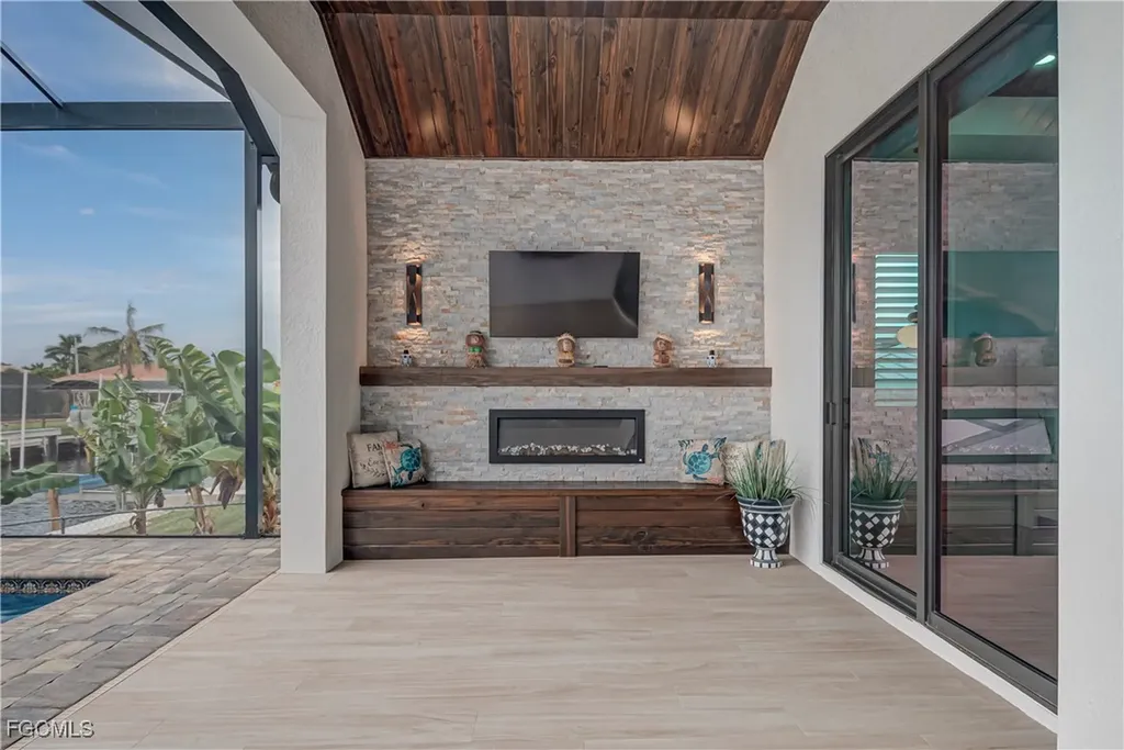 141 SW 54th Street Cape Coral FL 33914