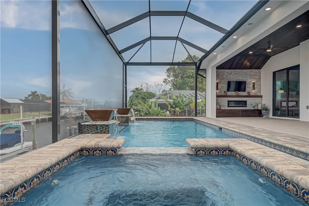 141 SW 54th Street Cape Coral FL 33914