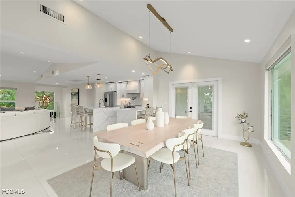 9455 Coventry Court Sanibel FL 33957