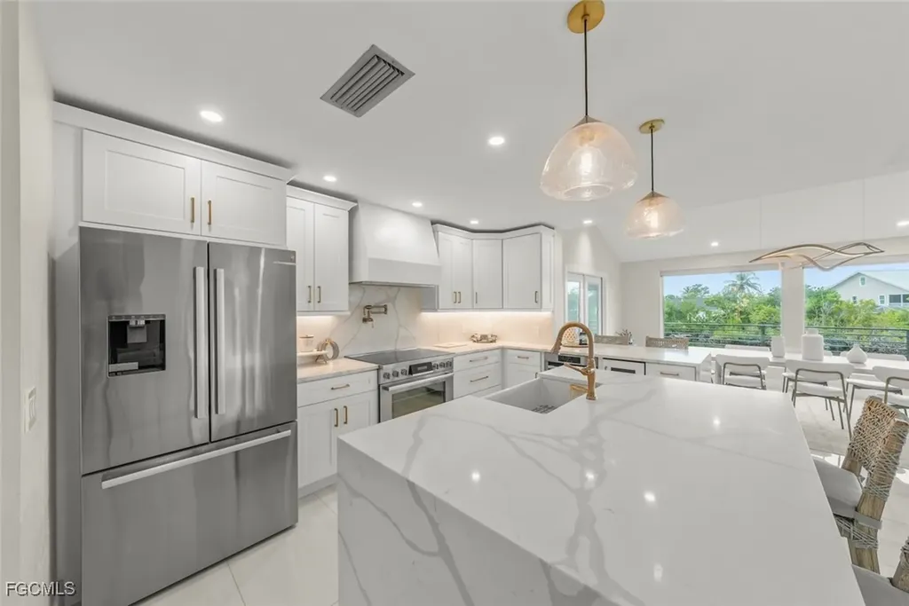 9455 Coventry Court Sanibel FL 33957