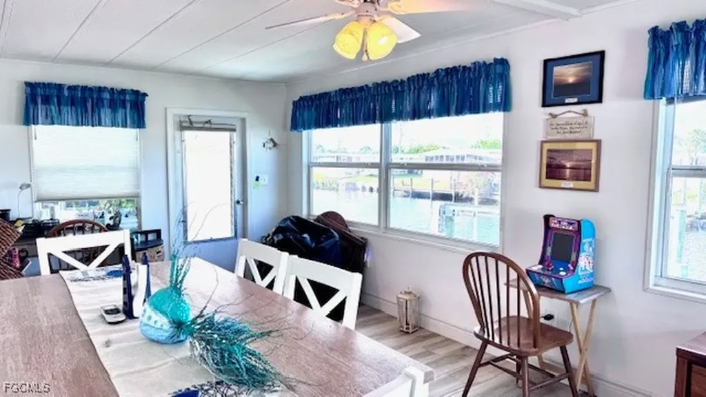 5519 Sir Walter Way North Fort Myers FL 33917