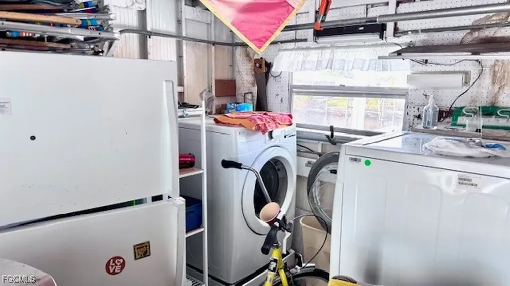 5519 Sir Walter Way North Fort Myers FL 33917