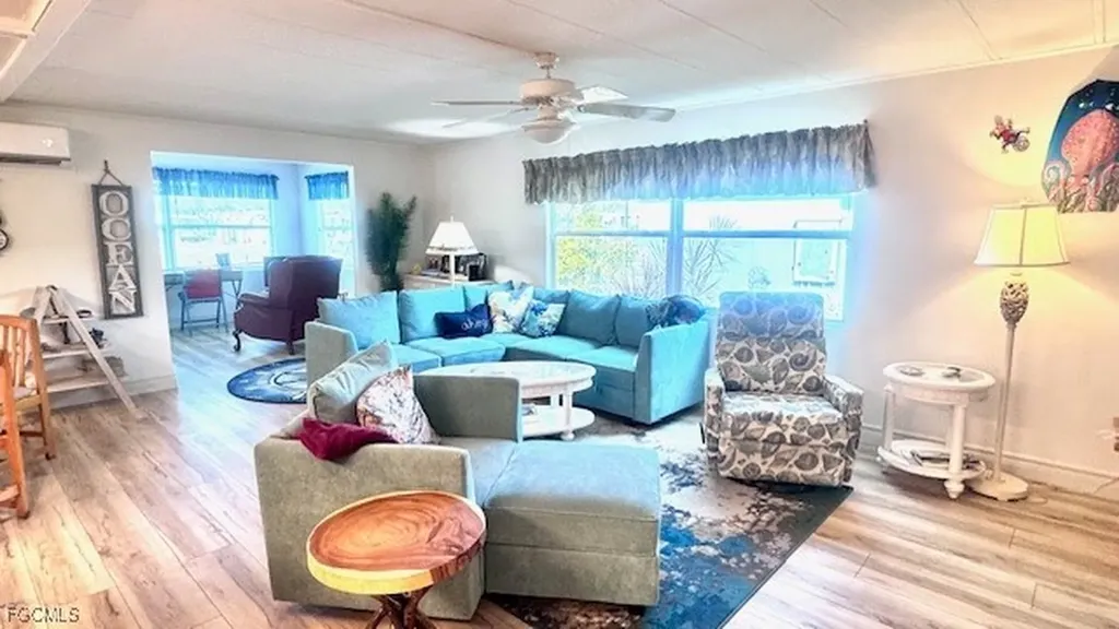 5519 Sir Walter Way North Fort Myers FL 33917