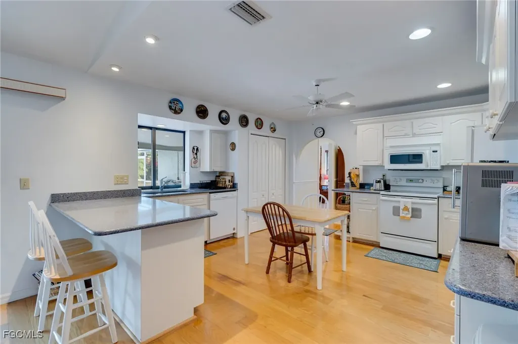 5860 Untermeyer Court North Fort Myers FL 33903